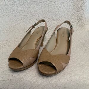 Naturalizer Women's Beige Peep-Toe Slingback Adeline